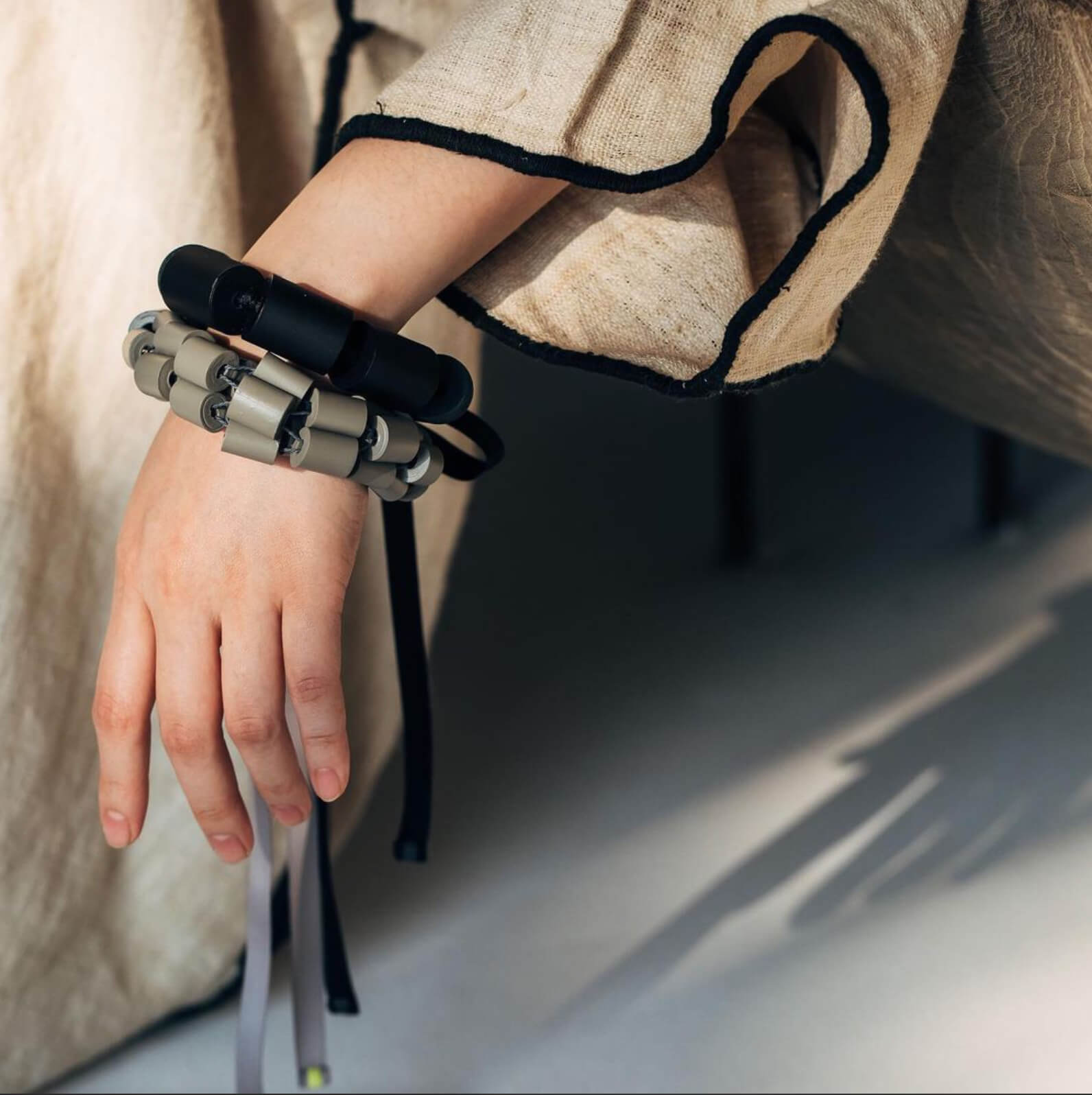 Paper bead bracelet, from a piece of paper to an absolutely uncommon jewellery. Made by hand with special technique, each piece is totally unique on its own.