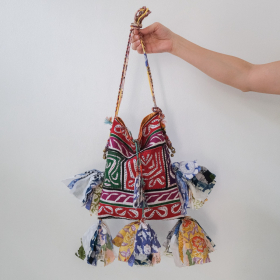 Indian medium shoulder bag, pattern